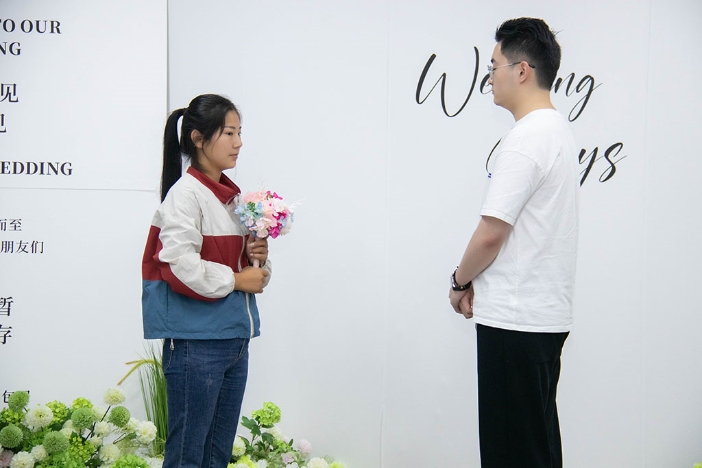 博思花藝婚慶教育，婚慶培訓，花藝培訓，插花培訓，花藝師培訓，主持人培訓，商務主持人培訓，花店運營培訓，花店全系統(tǒng)營銷，小白開花店，小白學主持，金璽棠婚慶酒店，金璽棠總部，鄭州金麻雀教育科技有限公司