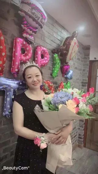 博思花藝婚慶教育，婚慶培訓(xùn)，花藝培訓(xùn)，插花培訓(xùn)，花藝師培訓(xùn)，主持人培訓(xùn)，商務(wù)主持人培訓(xùn)，花店運(yùn)營(yíng)培訓(xùn)，花店全系統(tǒng)營(yíng)銷，小白開花店，小白學(xué)主持，金璽棠婚慶酒店，金璽棠總部，鄭州金麻雀教育科技有限公司